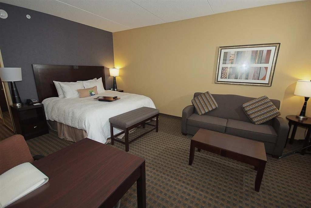 Hampton Inn & Suites Vineland Room photo